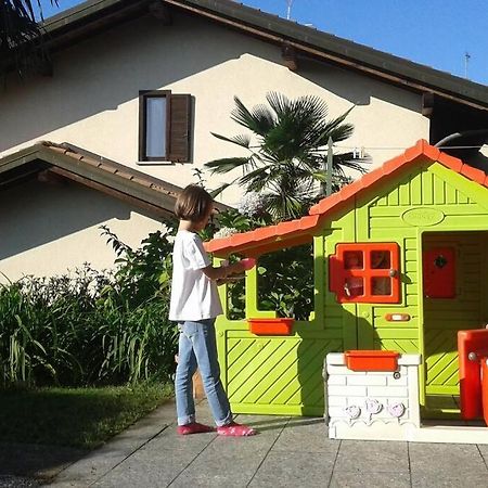 Your Family Home In Luino Exteriér fotografie